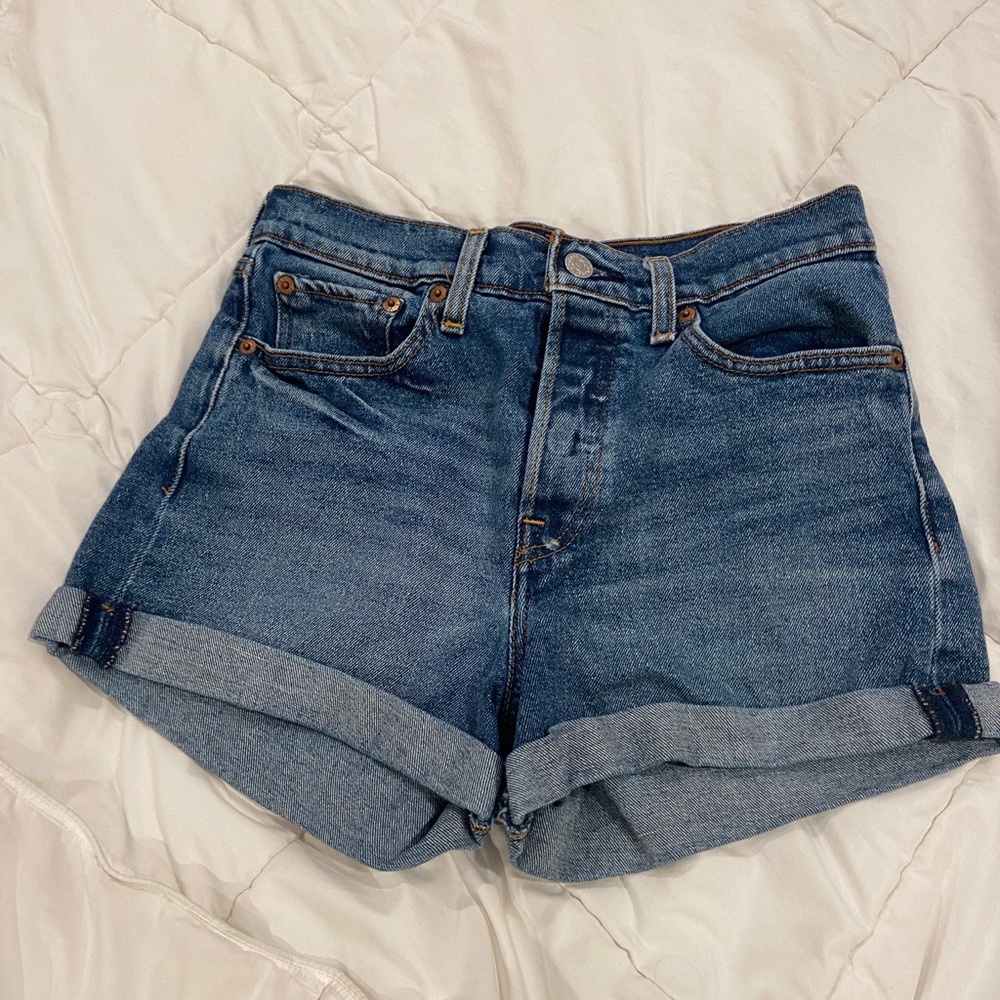 Levi Shorts